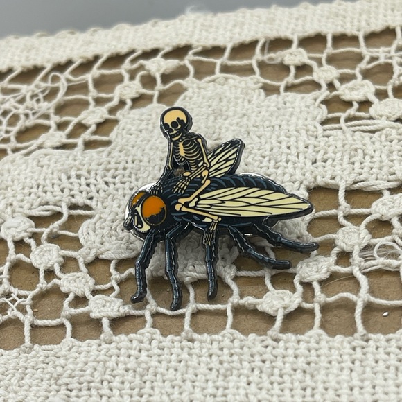 Skeleton Riding Fly Enamel Pin - Picture 2 of 4